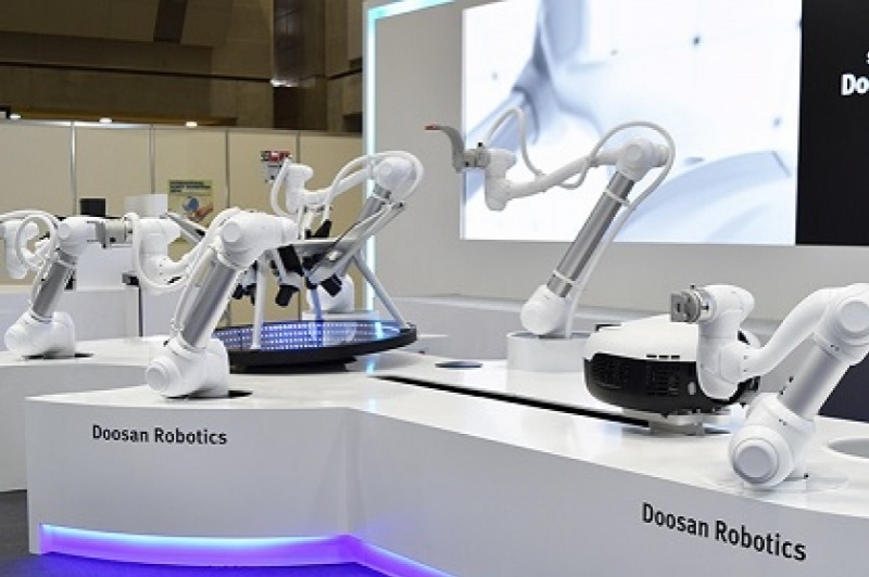 特集 国際ロボット展vol 13 海外メーカーやヒト型の展示も 産業用ロボットに特化したウェブマガジン
