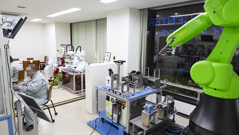 ［SIerを訪ねてvol.4］地元企業のロボット普及の起点に【後編】／HCI