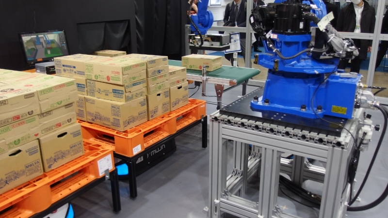 ロボットやAGV で自動化をもっと”フレキシブル”に