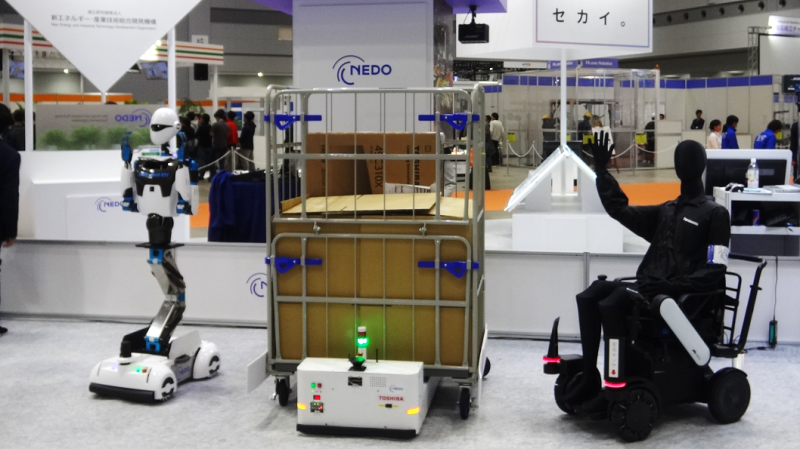 複数メーカーの自律移動ロボの連携が容易に／NEDO、東芝