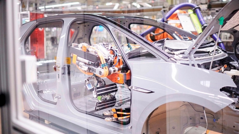 生産性を高める自動車車体の組み立てパッケージ／ABB
