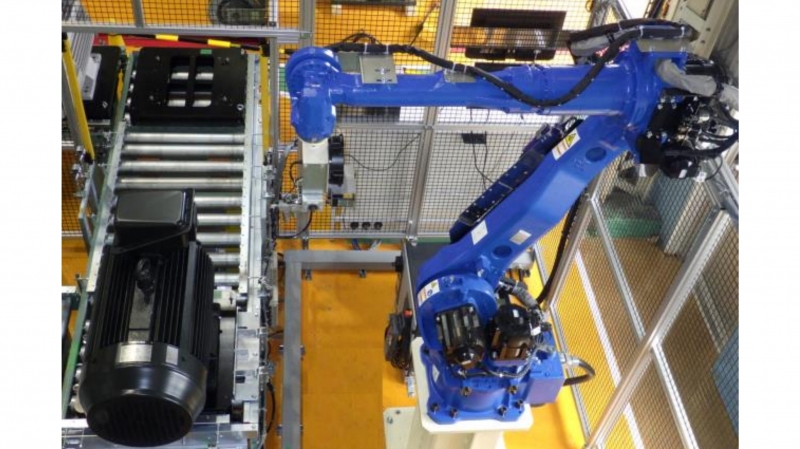 モーターの出荷時検査をロボットで自動化／東芝三菱電機産業システム