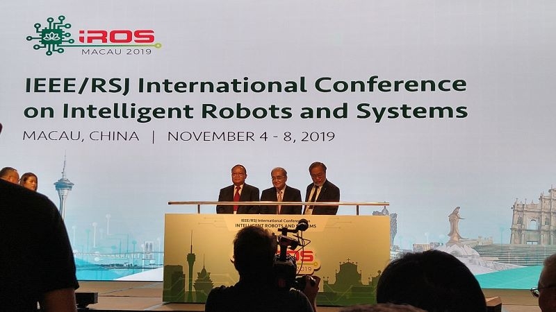 世界的なロボットの学術会議がウェブで無料で／IROS2020