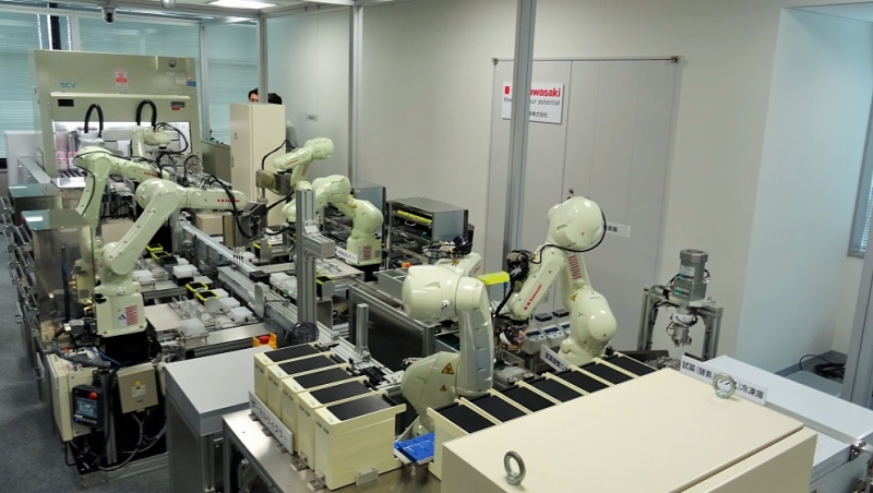 ロボットによるPCR検査システムを公開／川崎重工業