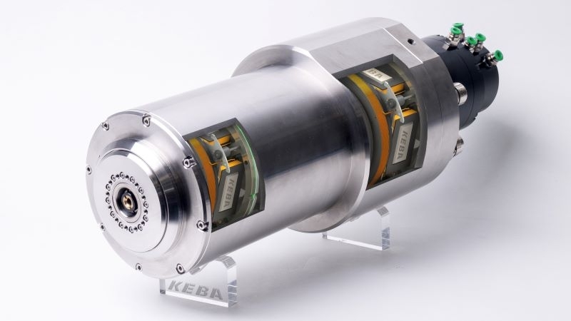 スピンドル発売でロボ切削に本腰／KEBAジャパン