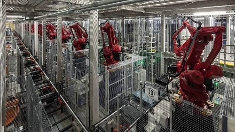 ロボットを活用した自動物流センターの稼働開始／コカ・コーラボトラーズジャパン