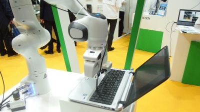 [国際ロボット展 特別リポートvol.4]相次ぐオプションやサービスの拡充／リョーサン、D……