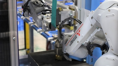 [ロボットが活躍する現場vol.18]人の代わりとなり、厳しい目でチェック／大博鋼業