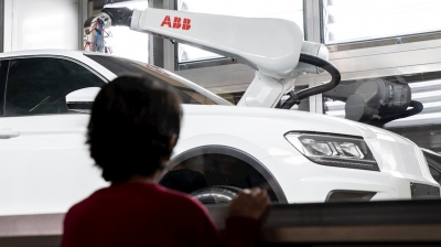 車体プリント技術でアートを表現／ABB