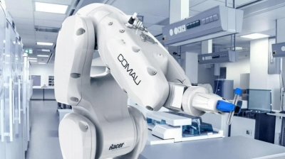 特殊環境向け6軸多関節ロボットを発表／Comau