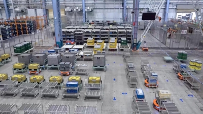 アイシンの工場にロボット２台とAGV31台を導入／Mujin