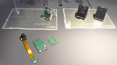 1500通り以上から目的に合うカメラを／i-PRO