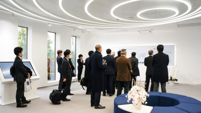 設立50周年記念に新ショールーム見学会と祝賀会開催／ユーシン精機