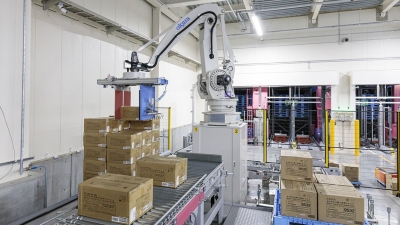ダイソーが神奈川に大型物流センター開設、ロボットパレタイザーなど導入／大創産業