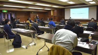 協働ロボのセミナー開催、デモに高い関心／こまき新産業振興センター