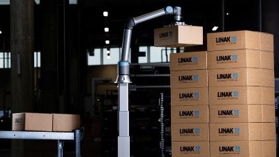 [注目製品PickUp! vol.62]小型の協働ロボットでも高く積み上げられる／リナック……