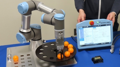 テーブル旋回軸をロボットコントローラーから制御／ユニバーサルロボット、オリエンタルモーター