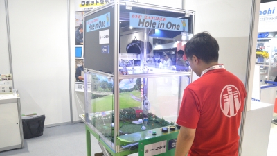 UFOキャッチャーでロボットを身近に！／こうら
