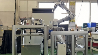 協働ロボット用台車連結ユニットを発売／三機