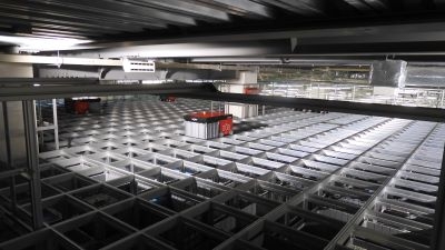 床下掘り下げ、ロボット自動倉庫の設置スペースを確保／AutoStore System、東亜……