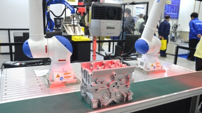 搬送ロボットを使った工程間搬送の自動化提案に注目集まる／第10回ものづくりワールド名古屋 ……