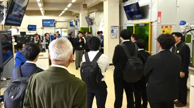 幅広い産業向けに自動化を提案／ナ・デックス