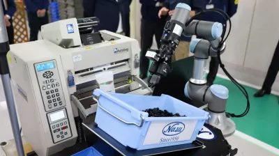 バラ積みピッキングシステム導入現場の視察会を開催／Thinker