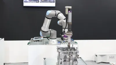 AIを巧みに生かして／ユニバーサルロボット、モバイルインダストリアルロボット