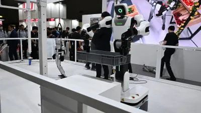 ヒト型ロボットの実用化を目指して／中央工機