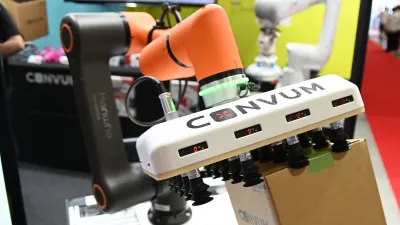 電動の吸着ハンドで30kgも持てる！！／コンバム